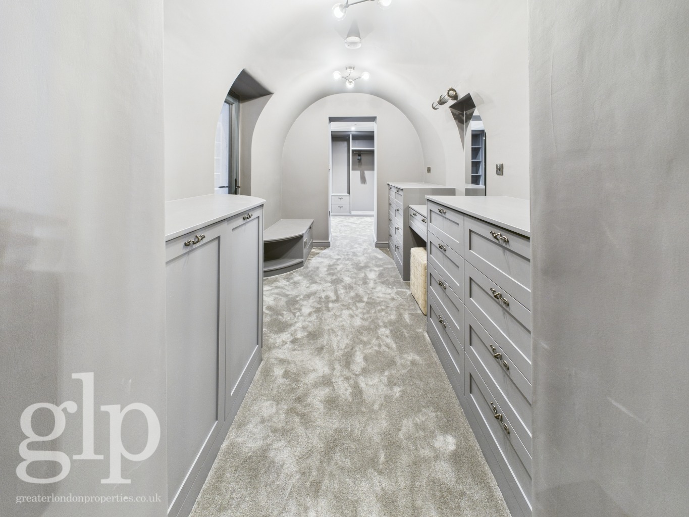 4 Bedroom Apartment, John Street, London, Greater London, WC1N
