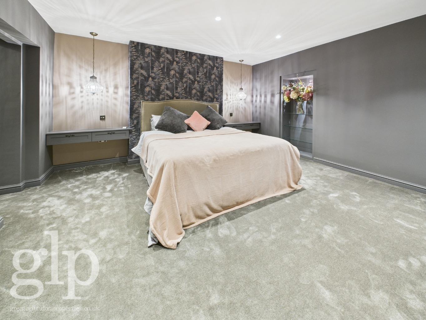4 Bedroom Apartment, John Street, London, Greater London, WC1N