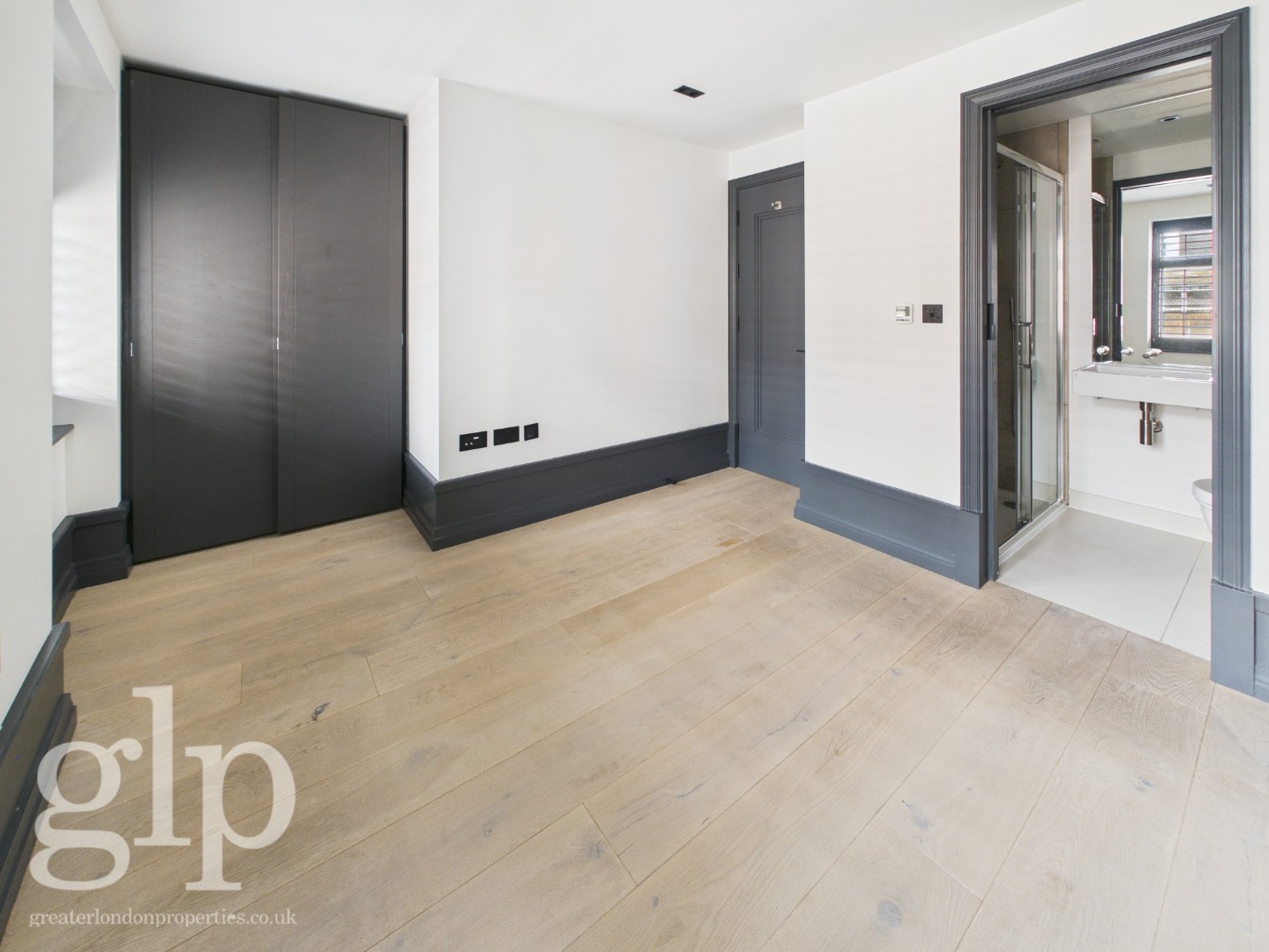 2 Bedroom Apartment, King Street, London, Covent garden, WC2E