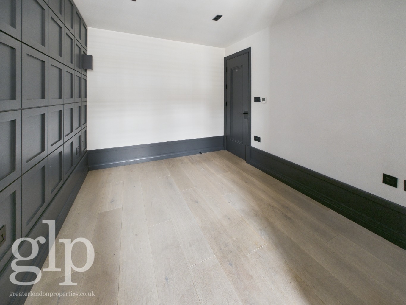 2 Bedroom Apartment, King Street, London, Covent garden, WC2E
