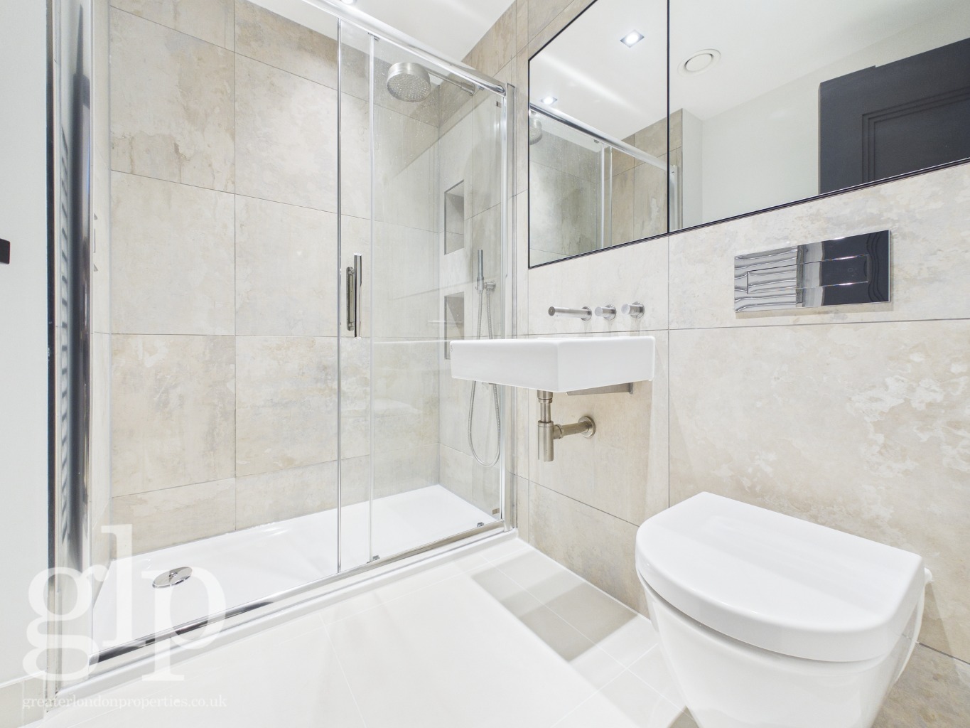 2 Bedroom Apartment, King Street, London, Covent garden, WC2E