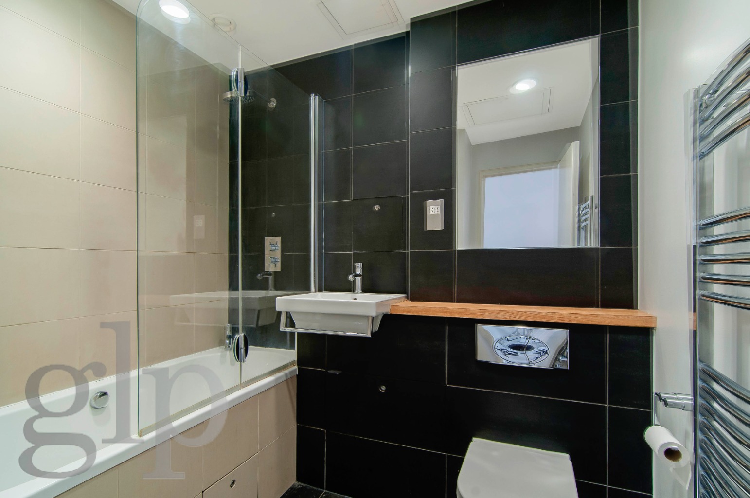 1 Bedroom Apartment, Long Acre, Covent Garden, WC2E