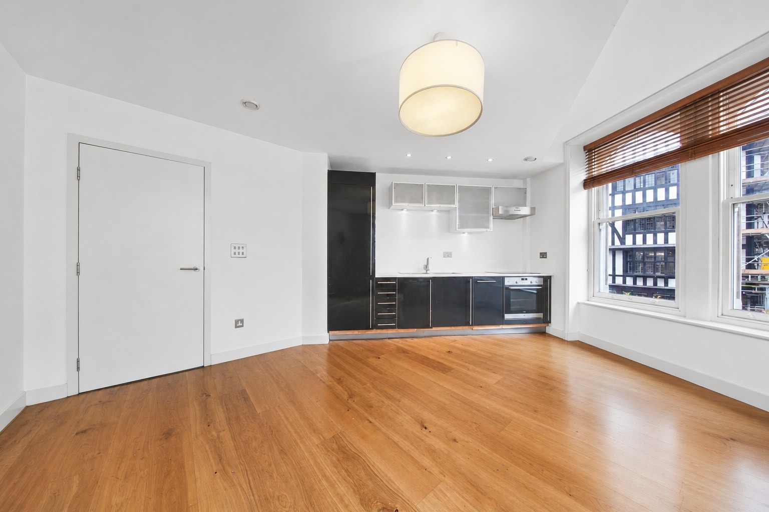 1 Bedroom Apartment, Great Marlborough Street,  Soho, W1F