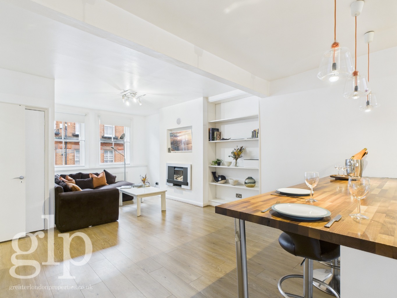 2 Bedroom Apartment, Brewer Street, Soho, W1F