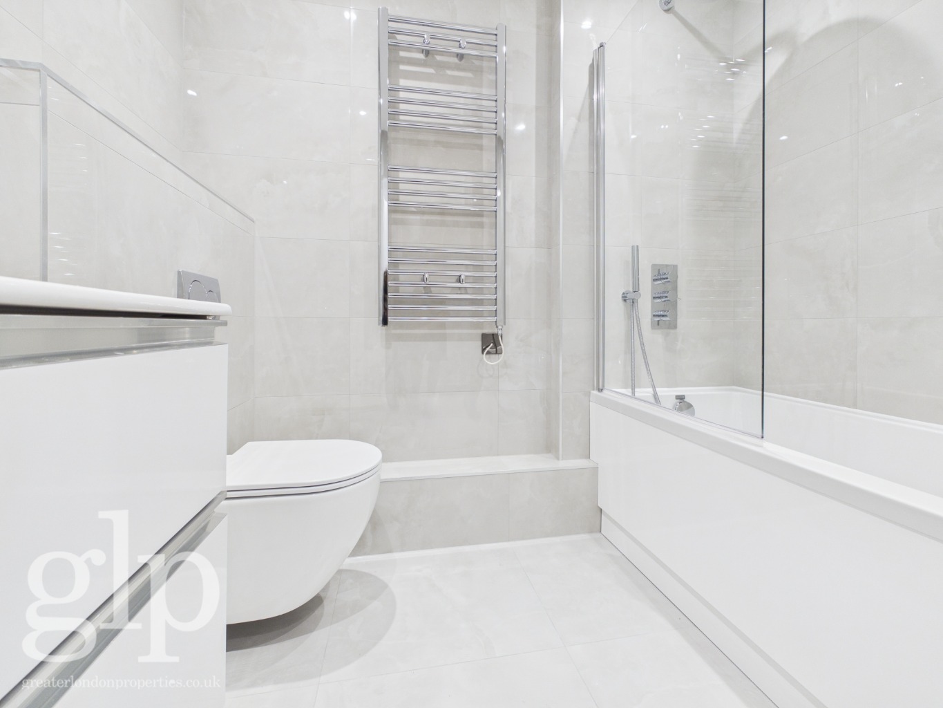 2 Bedroom Apartment, The Water Gardens, Hyde Park, W2