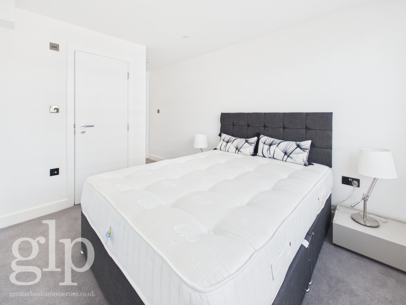 2 Bedroom Apartment, The Water Gardens, Hyde Park, W2