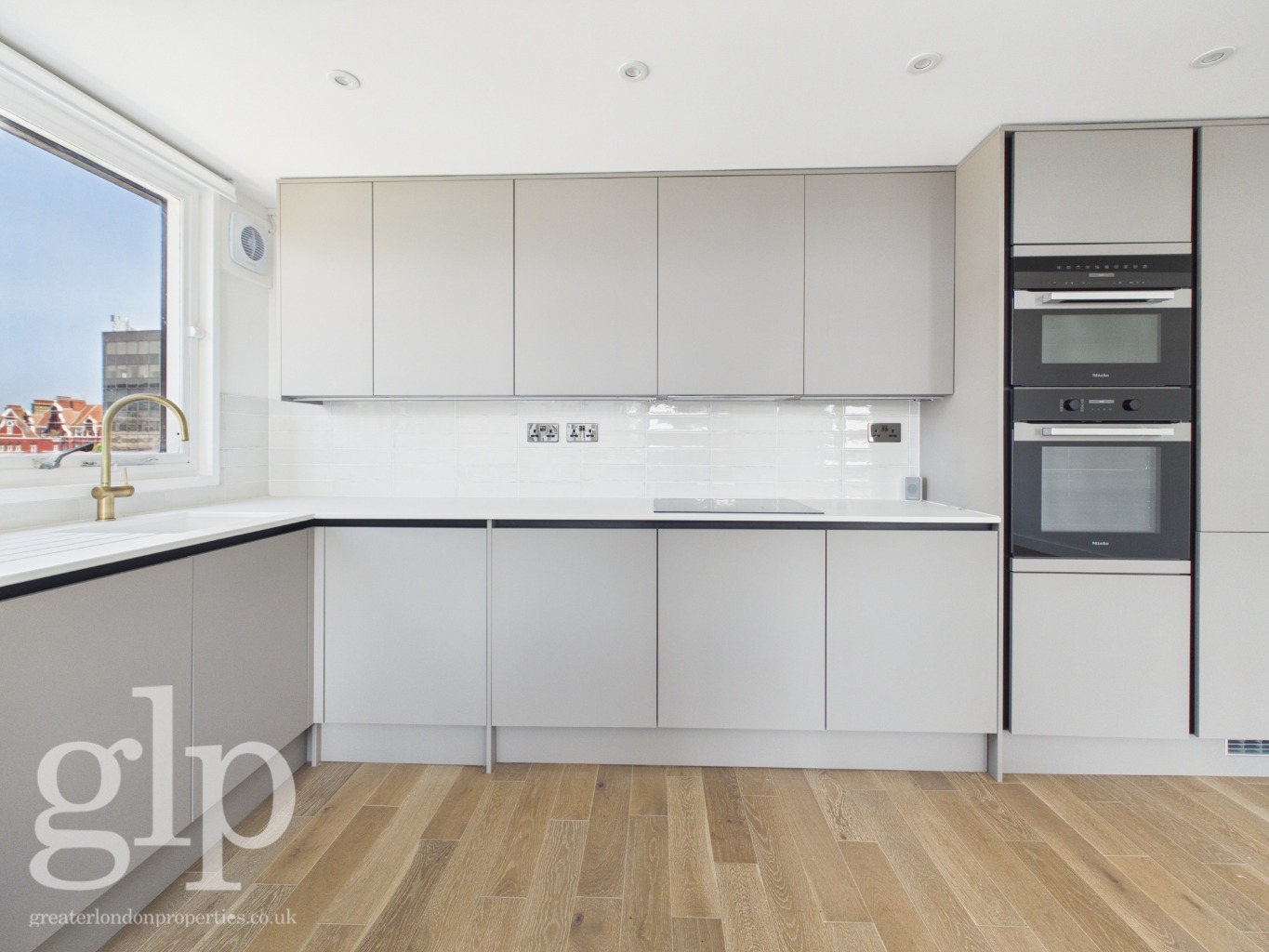 2 Bedroom Apartment, The Water Gardens, Hyde Park, W2