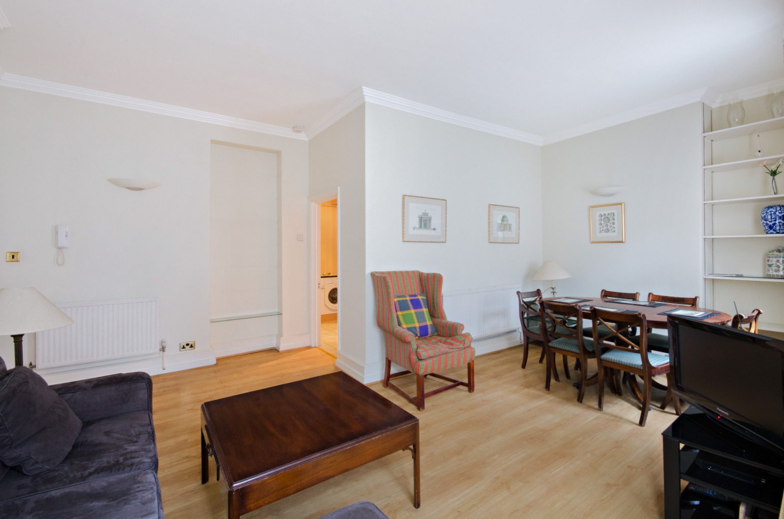 2 Bedroom Apartment, Arlington Street, Mayfair, SW1A