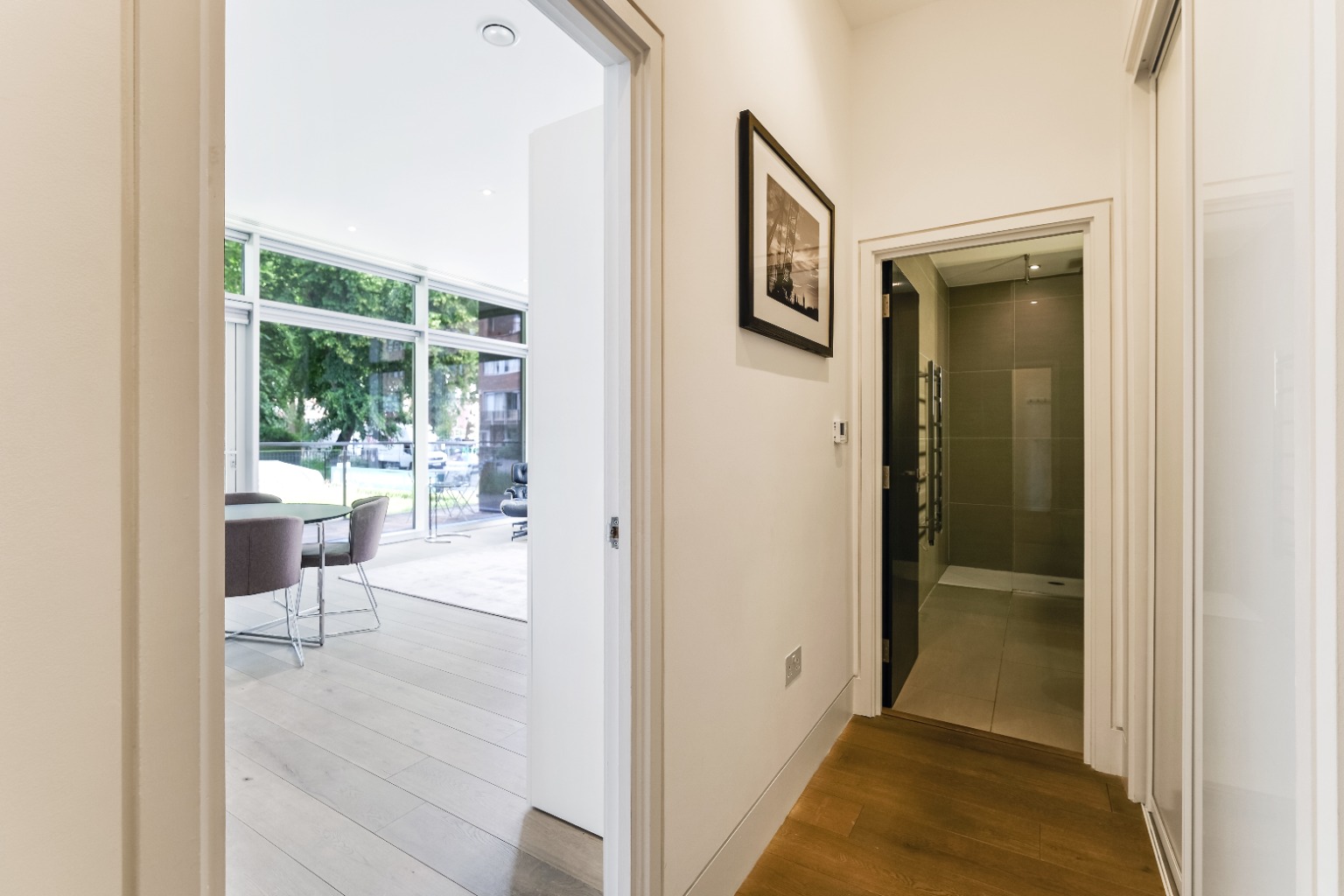 Flat, Porchester Place, Hyde Park, W2