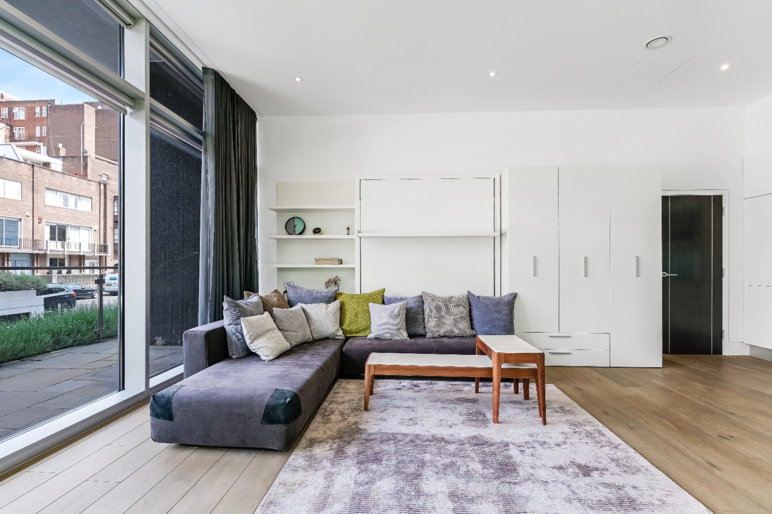 Flat, Porchester Place, Hyde Park, W2