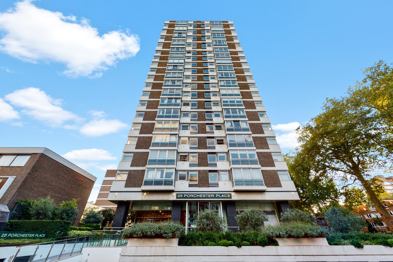 Flat, Porchester Place, Hyde Park, W2