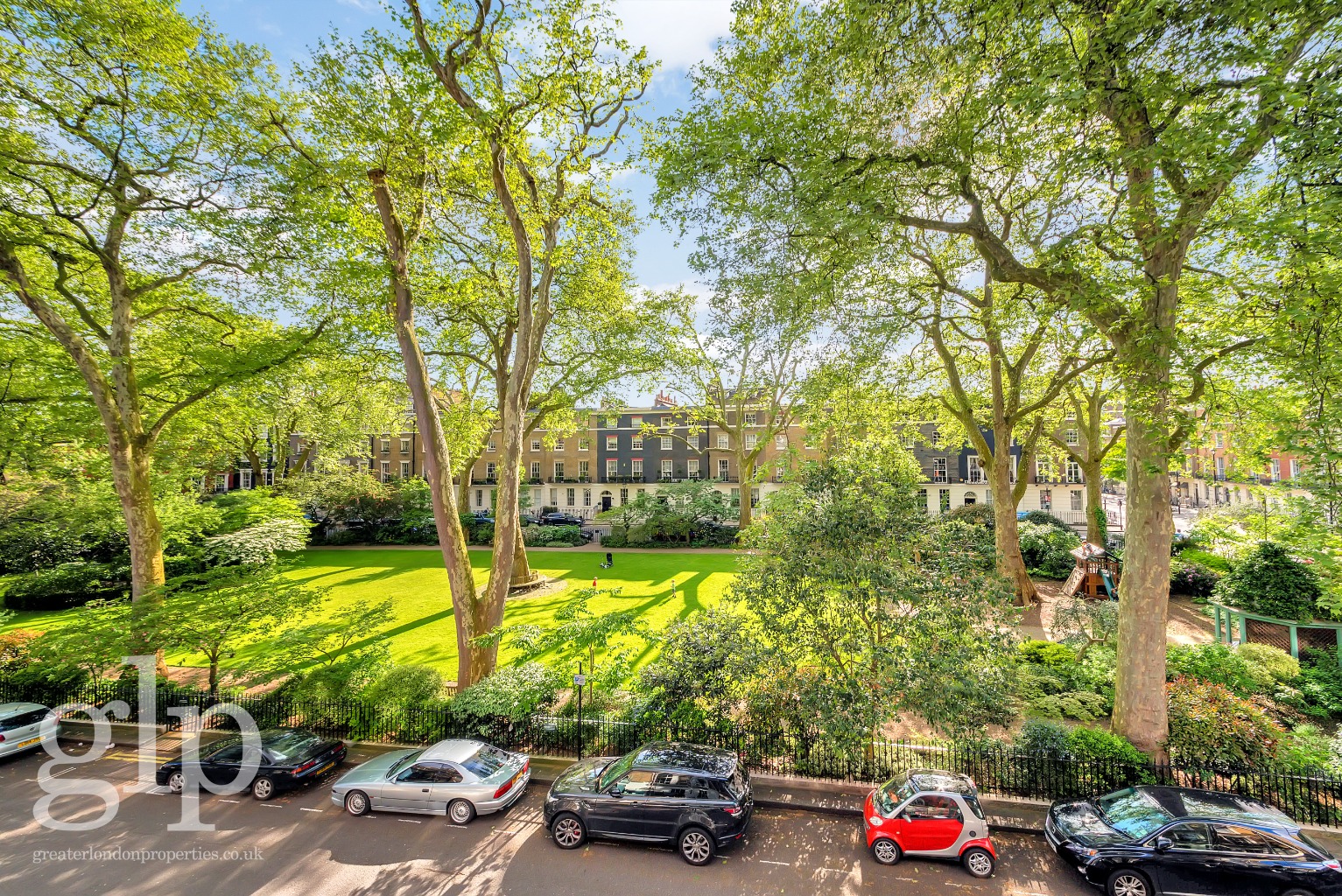 Flat, Porchester Place, Hyde Park, W2