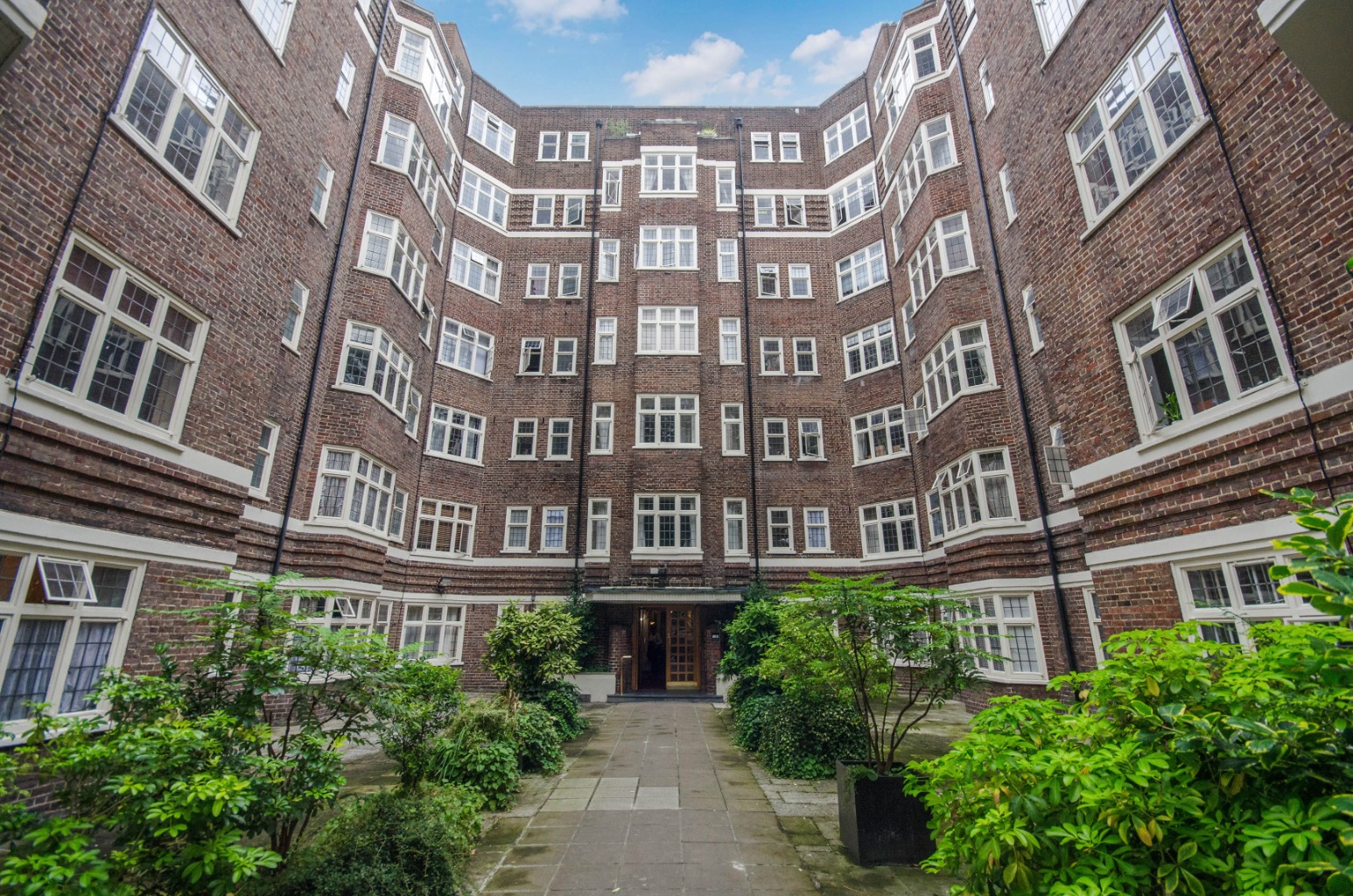 2 Bedroom Apartment, Clare Court, Judd Street, WC1H