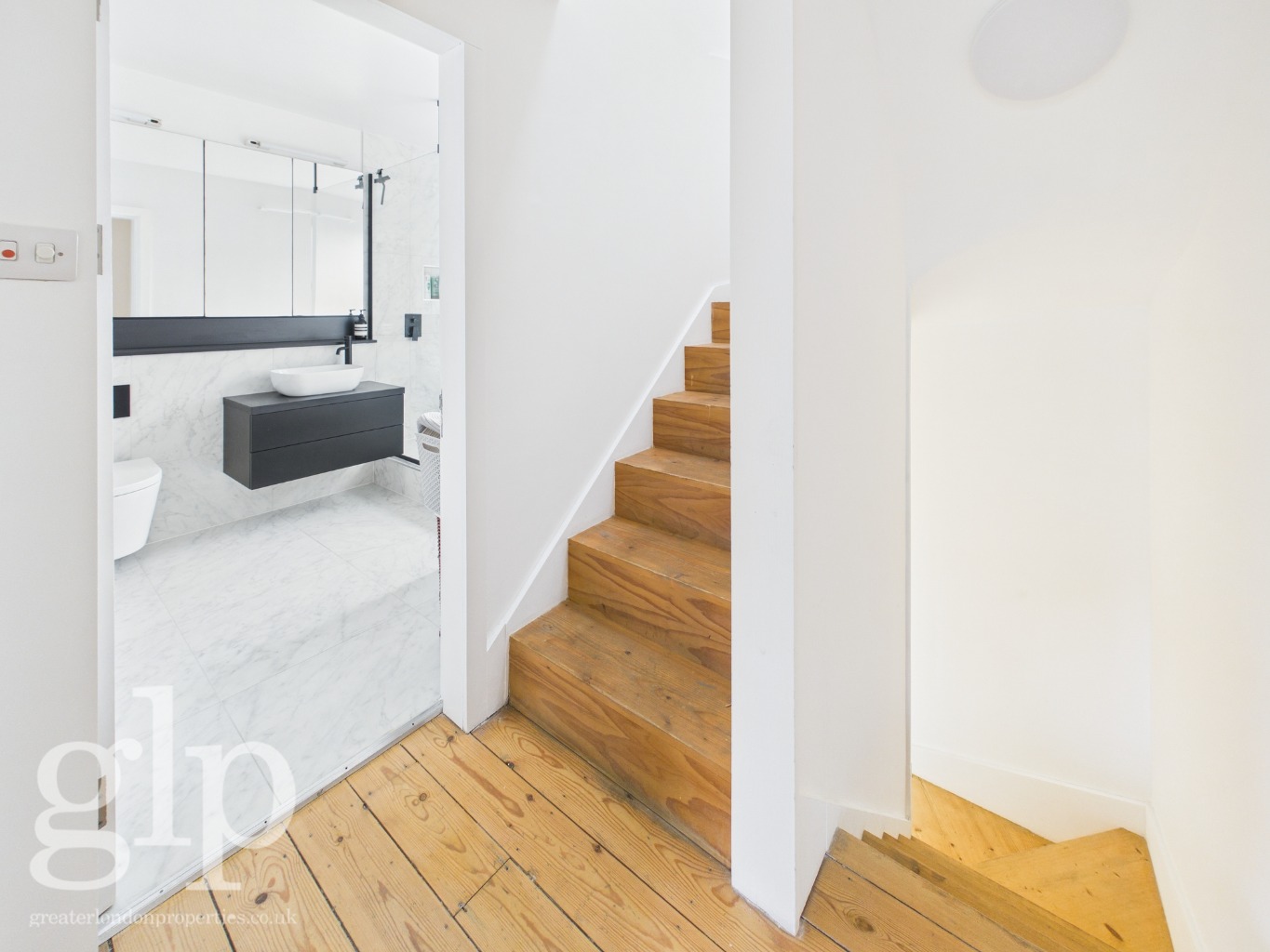 4 Bedroom Terraced, Chalton Street, King Cross, NW1