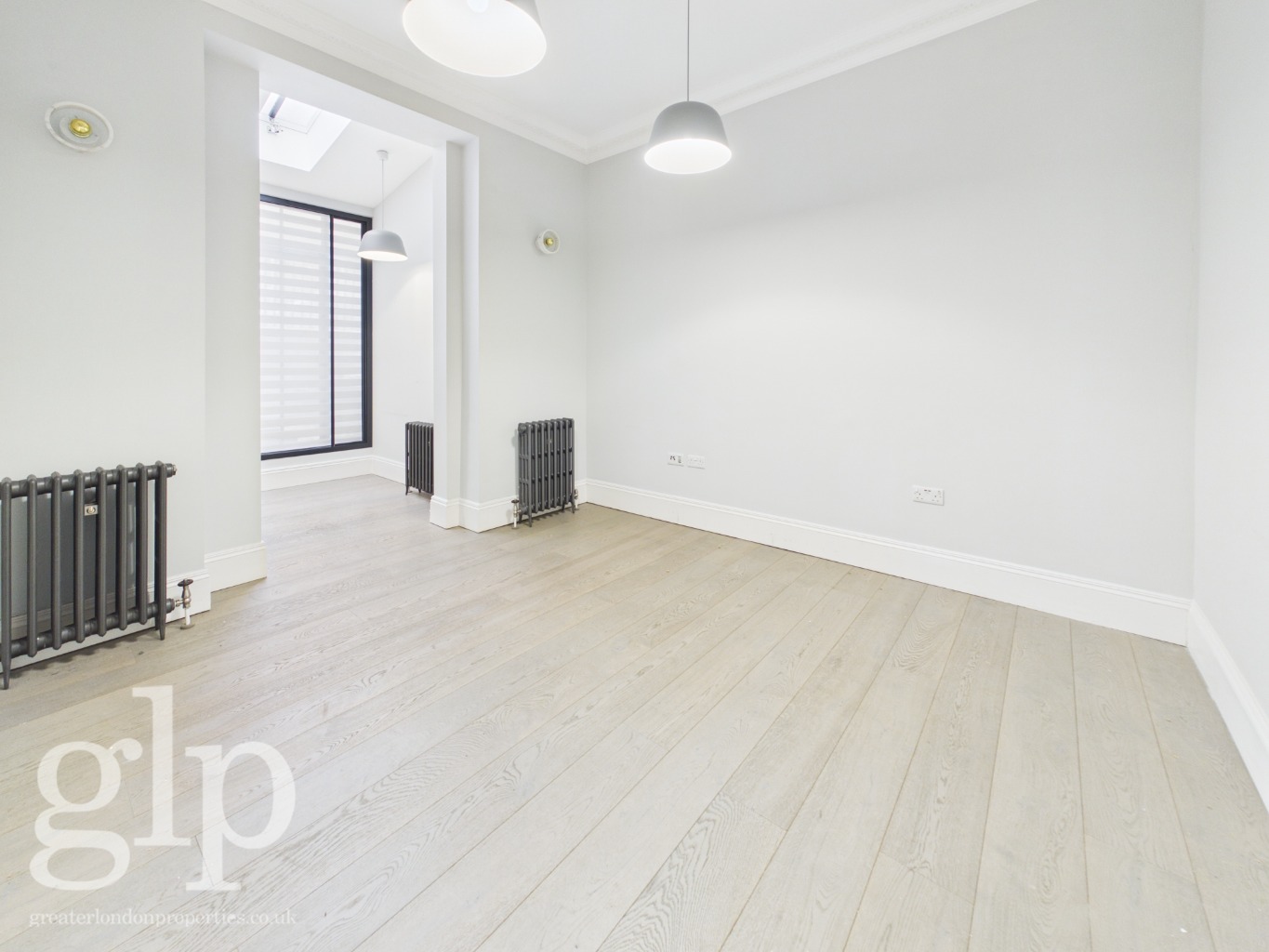 2 Bedroom Apartment, Lisle Street, Covent Garden, WC2H