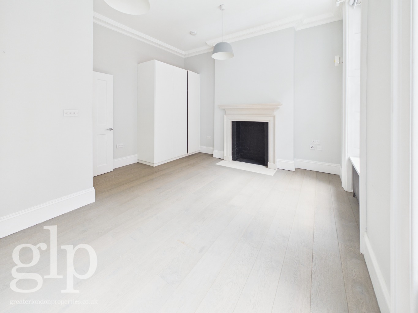 2 Bedroom Apartment, Lisle Street, Covent Garden, WC2H
