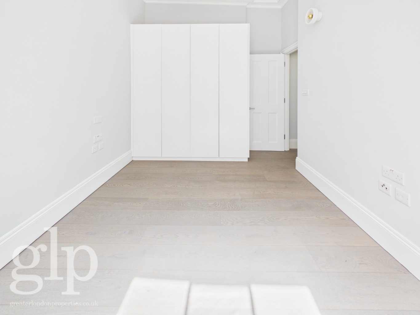 2 Bedroom Apartment, Lisle Street, Covent Garden, WC2H