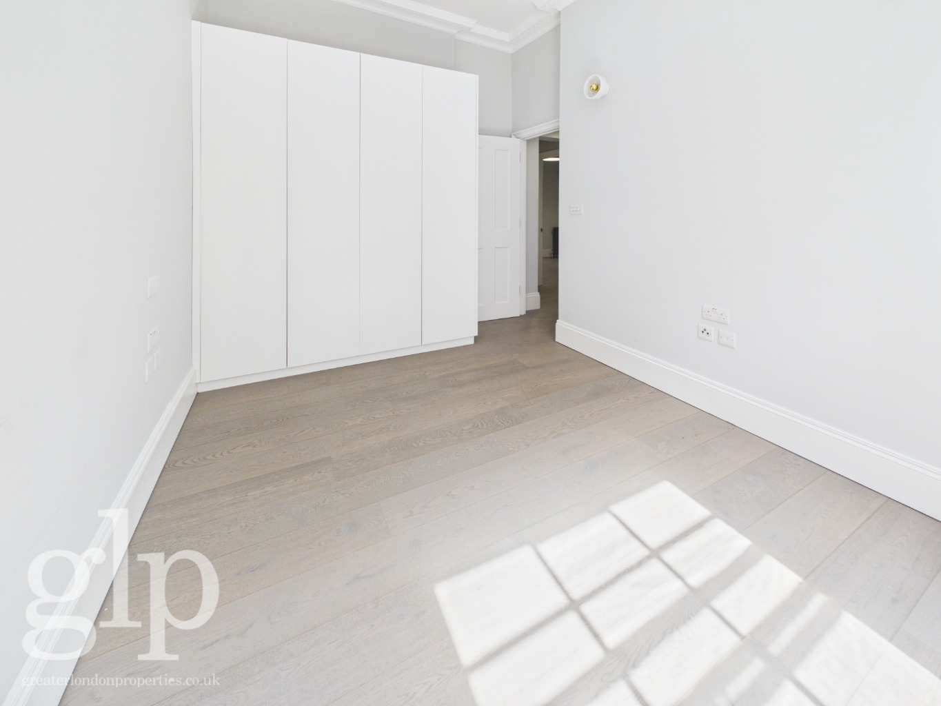 2 Bedroom Apartment, Lisle Street, Covent Garden, WC2H