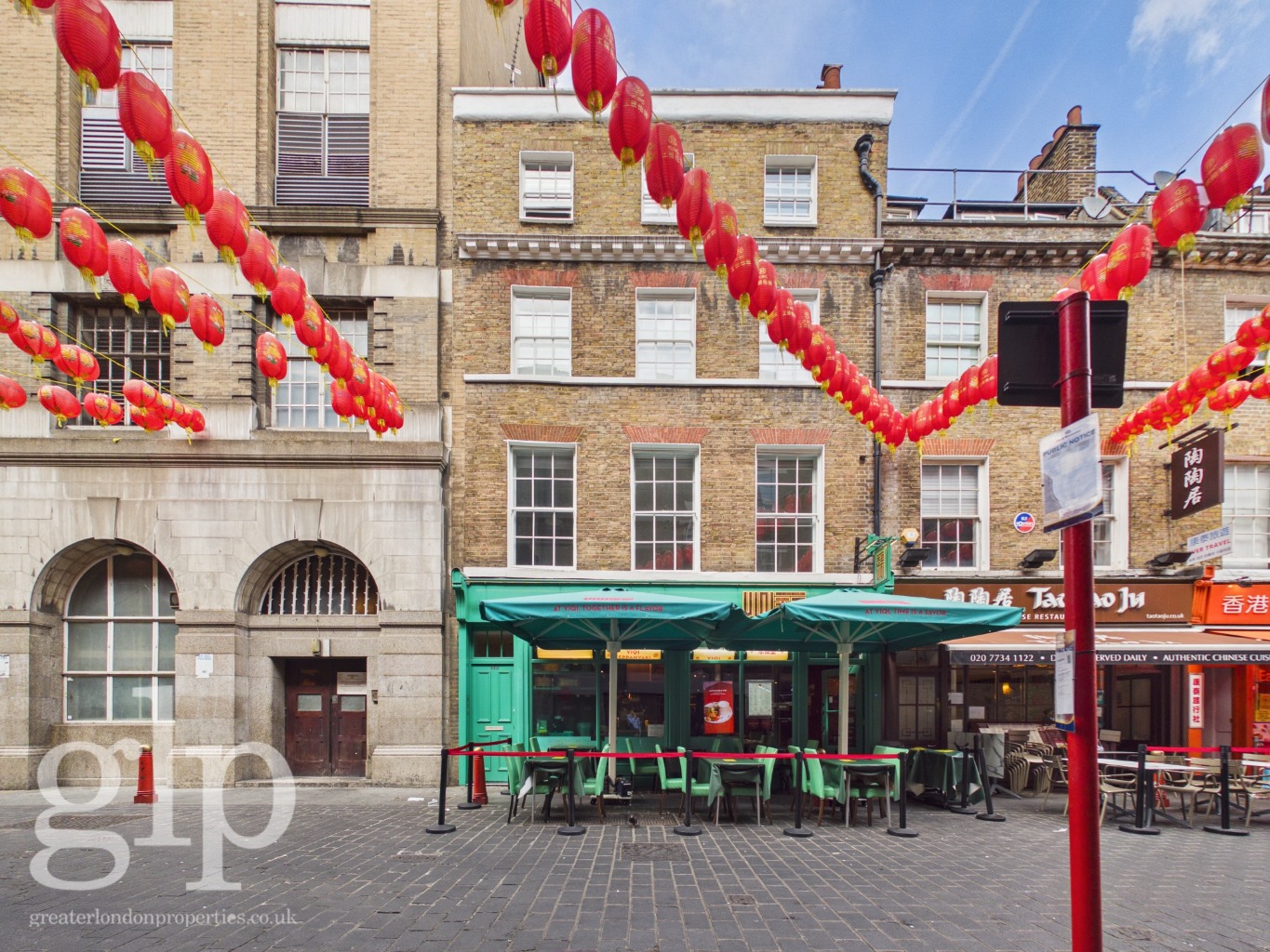 2 Bedroom Apartment, Lisle Street, Covent Garden, WC2H