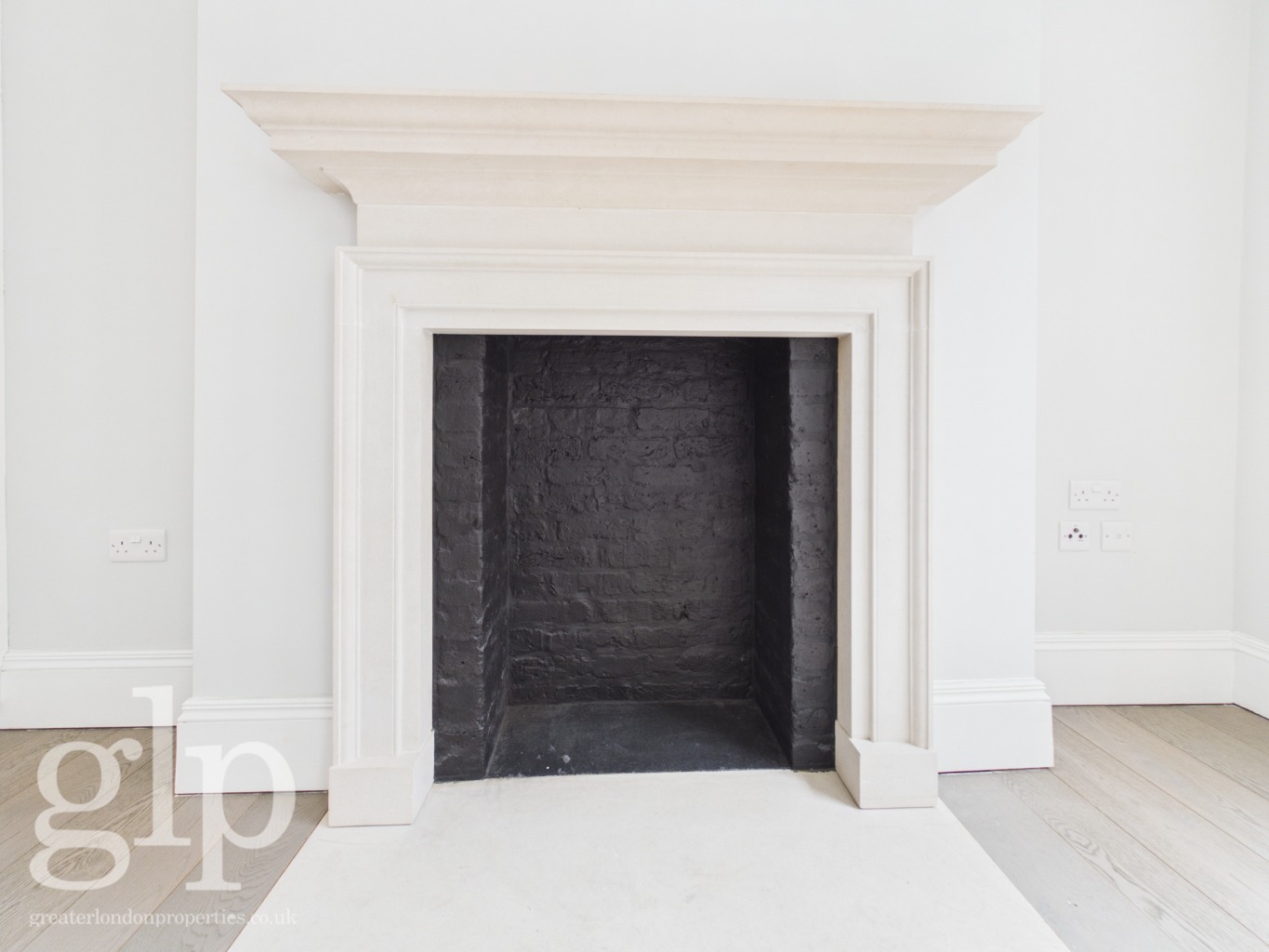 2 Bedroom Apartment, Lisle Street, Covent Garden, WC2H