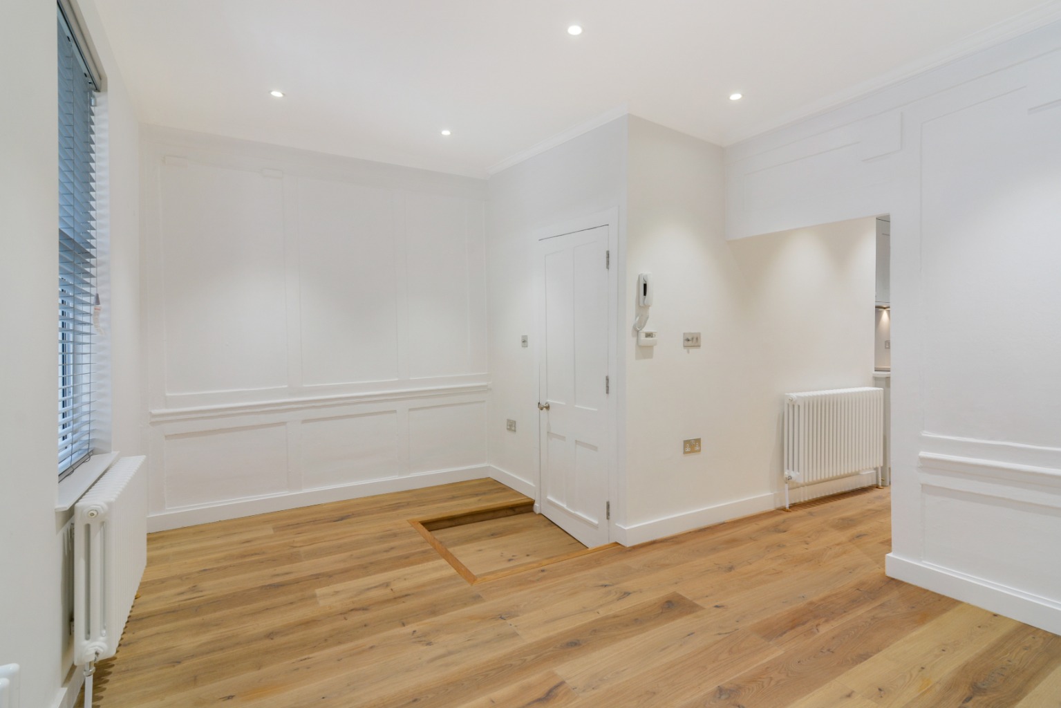 1 Bedroom Apartment, Ganton Street, Soho, W1F