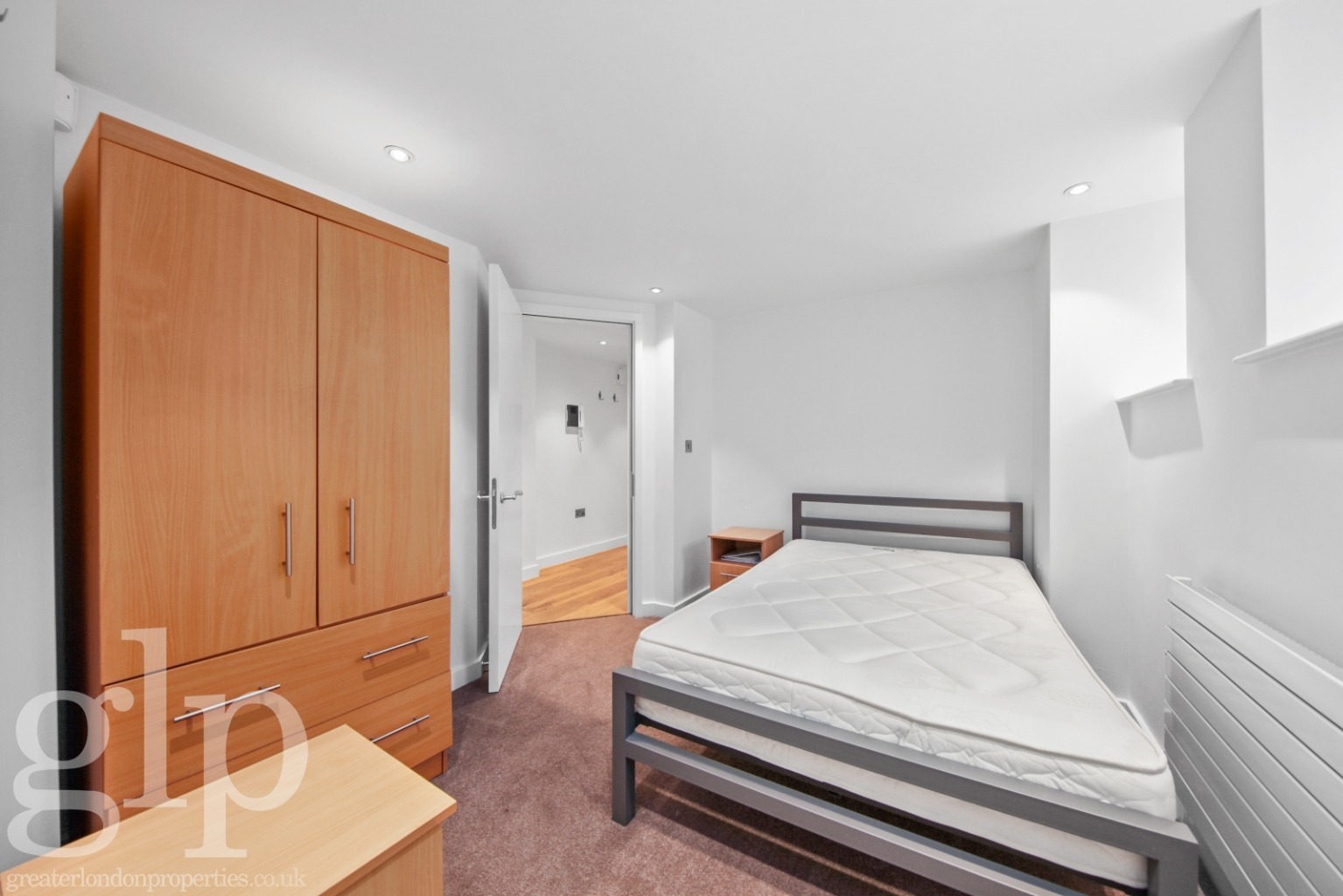 2 Bedroom Apartment, Ridgmount Street, Bloomsbury, WC1E