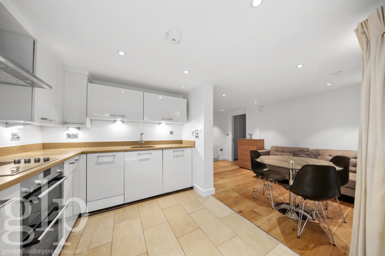 2 Bedroom Apartment, Ridgmount Street, Bloomsbury, WC1E