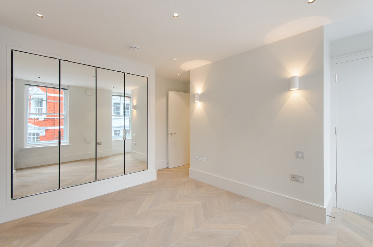 1 Bedroom Apartment, Goodge Street, Fitzrovia, W1T