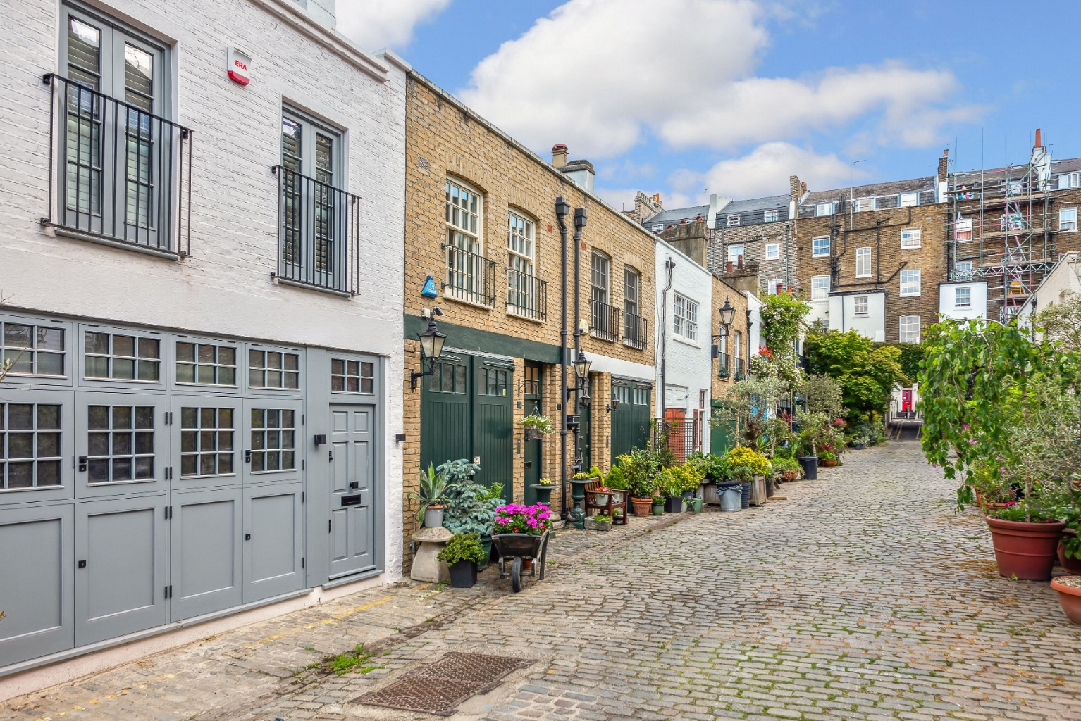 3 Bedroom Mews, Bathurst Mews, London, Greater London, W2