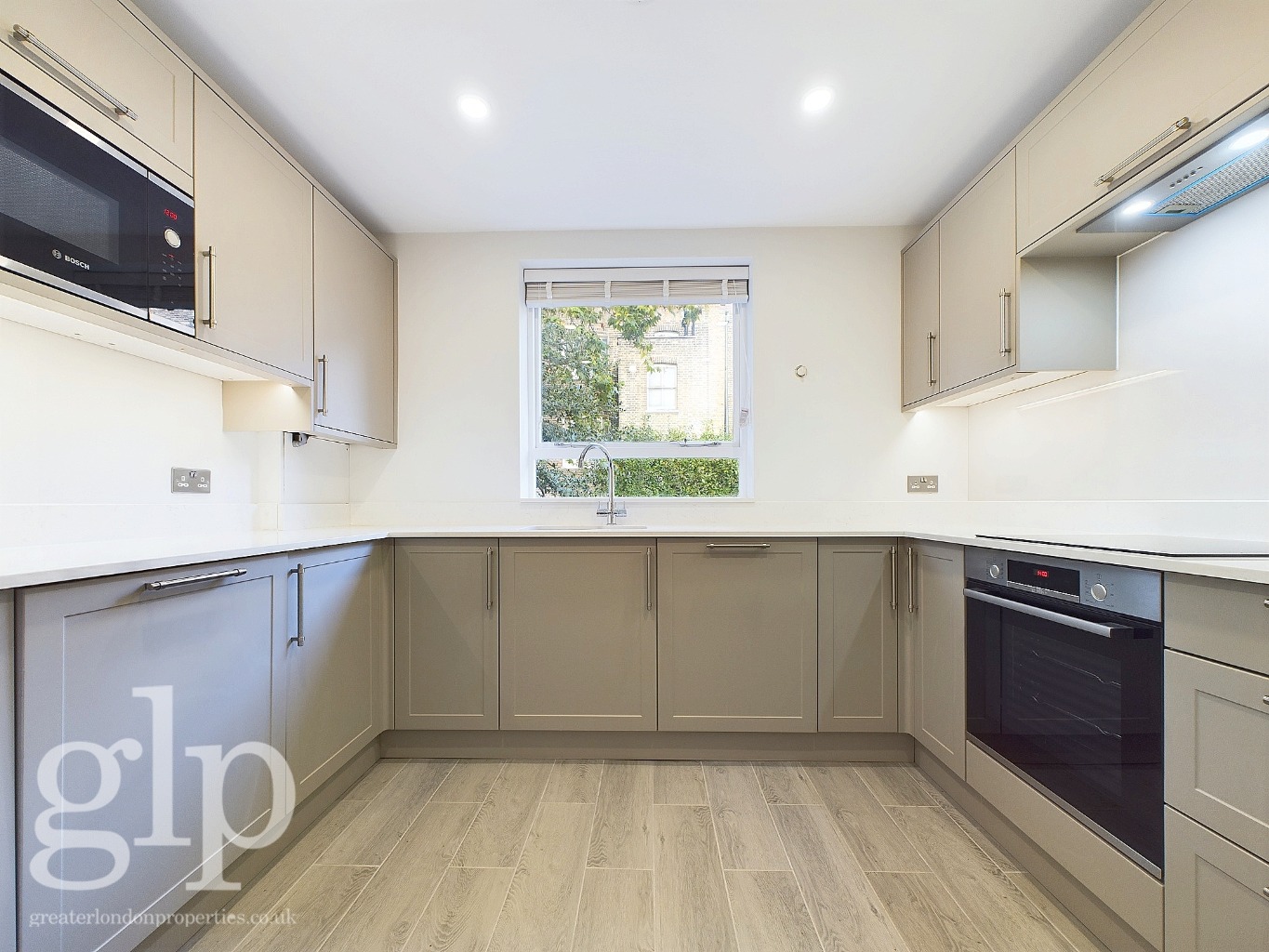 2 Bedroom Apartment, Ridgmount Street, Bloomsbury, WC1E