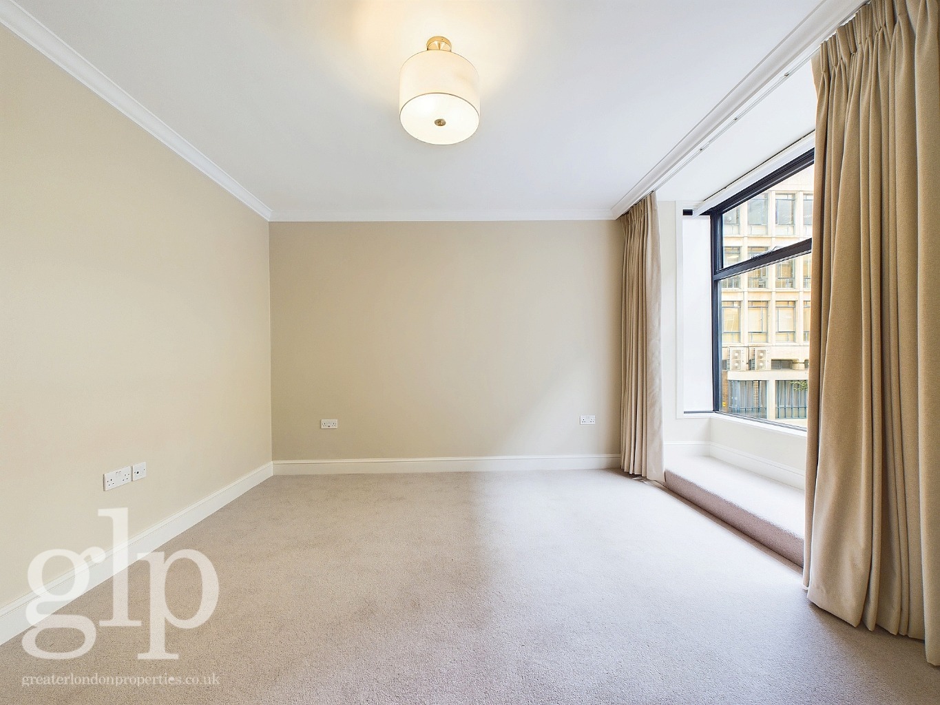 2 Bedroom Apartment, Ridgmount Street, Bloomsbury, WC1E