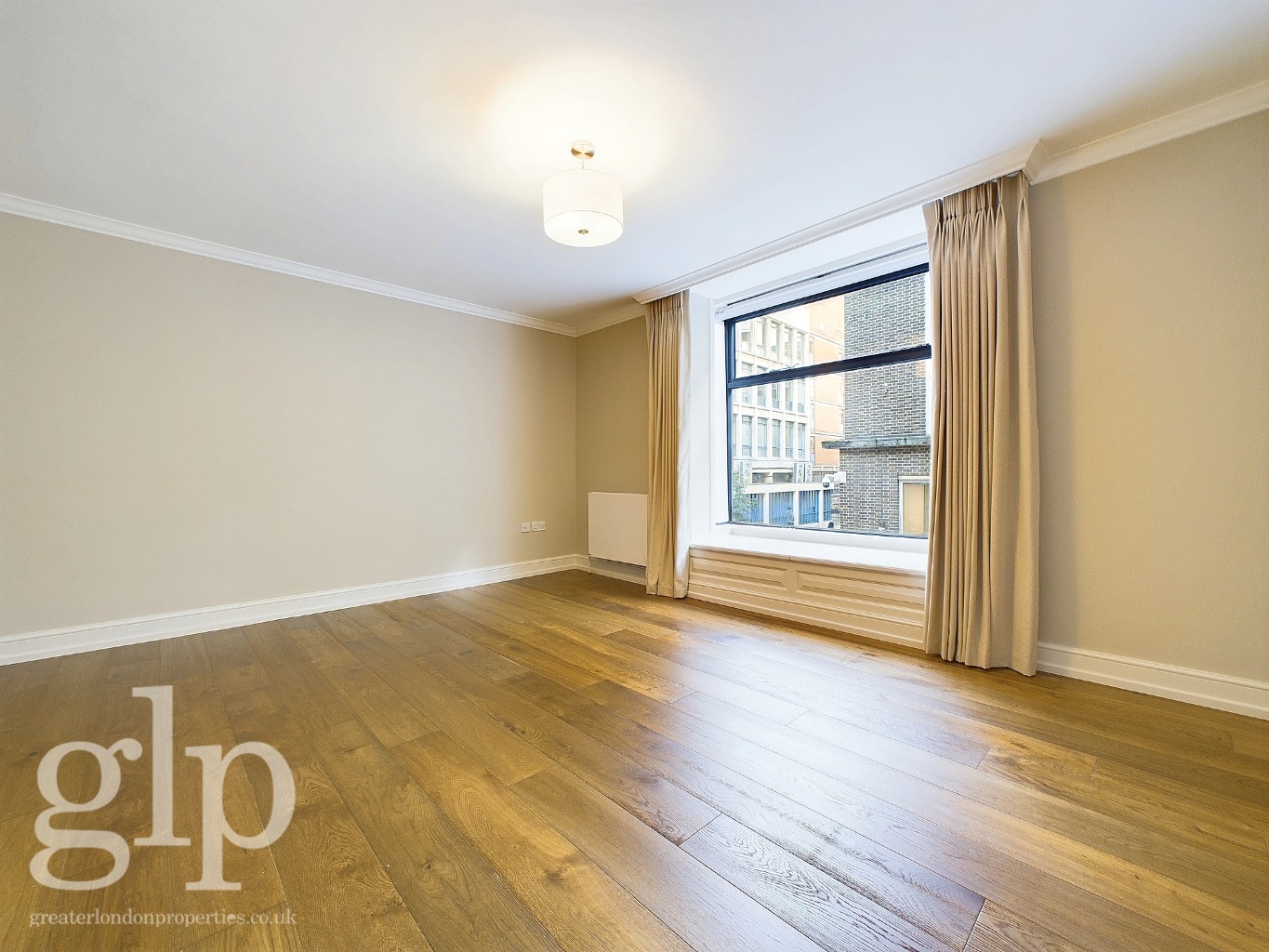 2 Bedroom Apartment, Ridgmount Street, Bloomsbury, WC1E