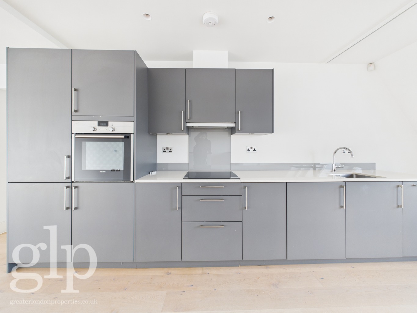 2 Bedroom Apartment, Lexington Street, Soho, W1F