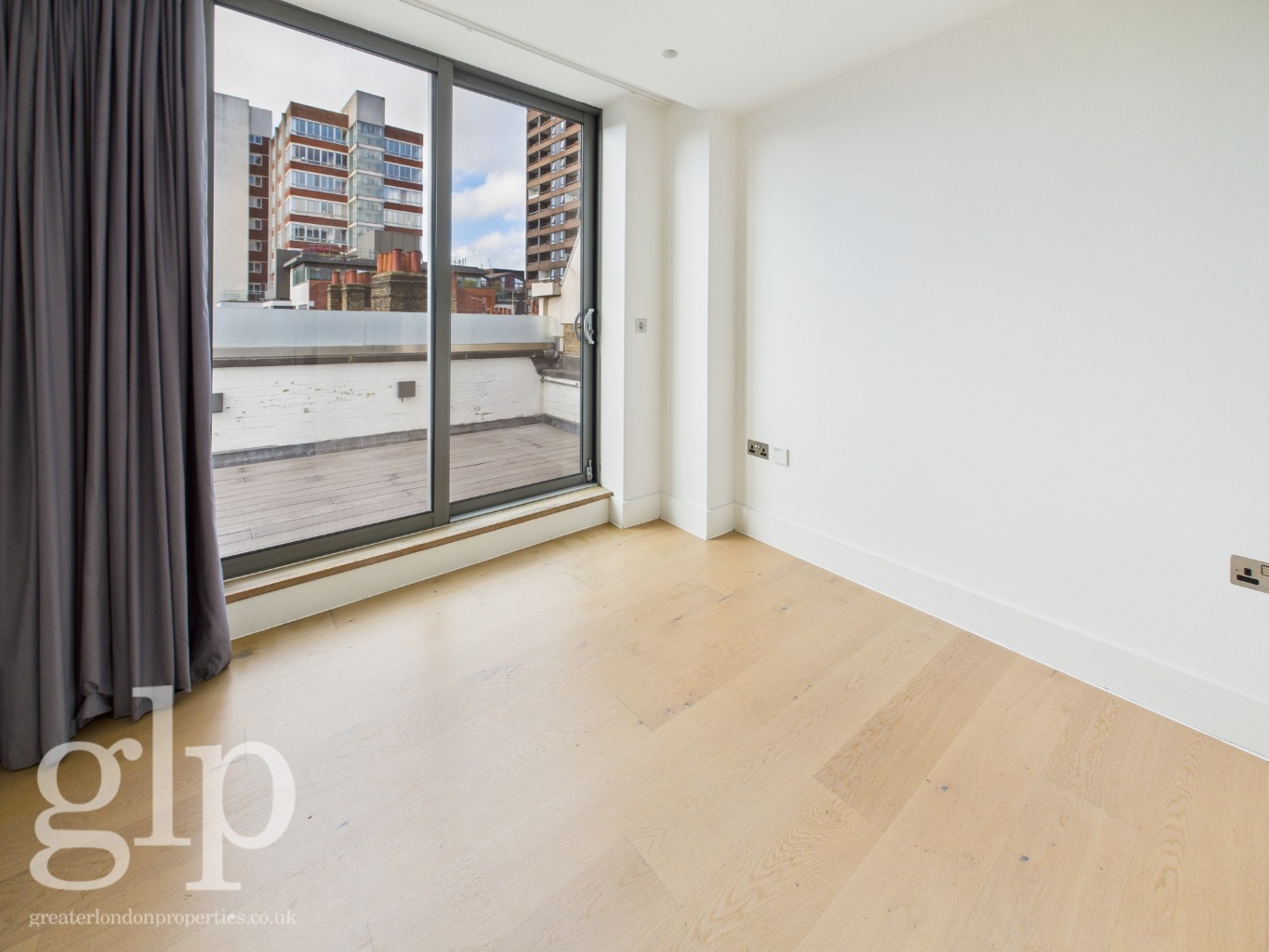 2 Bedroom Apartment, Lexington Street, Soho, W1F