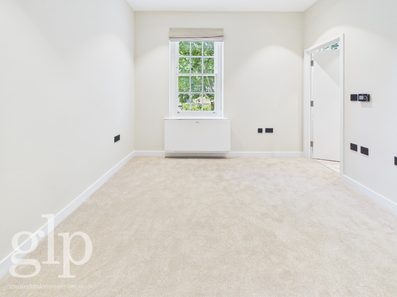 2 Bedroom Apartment, Store Street, Bloomsbury, WC1E