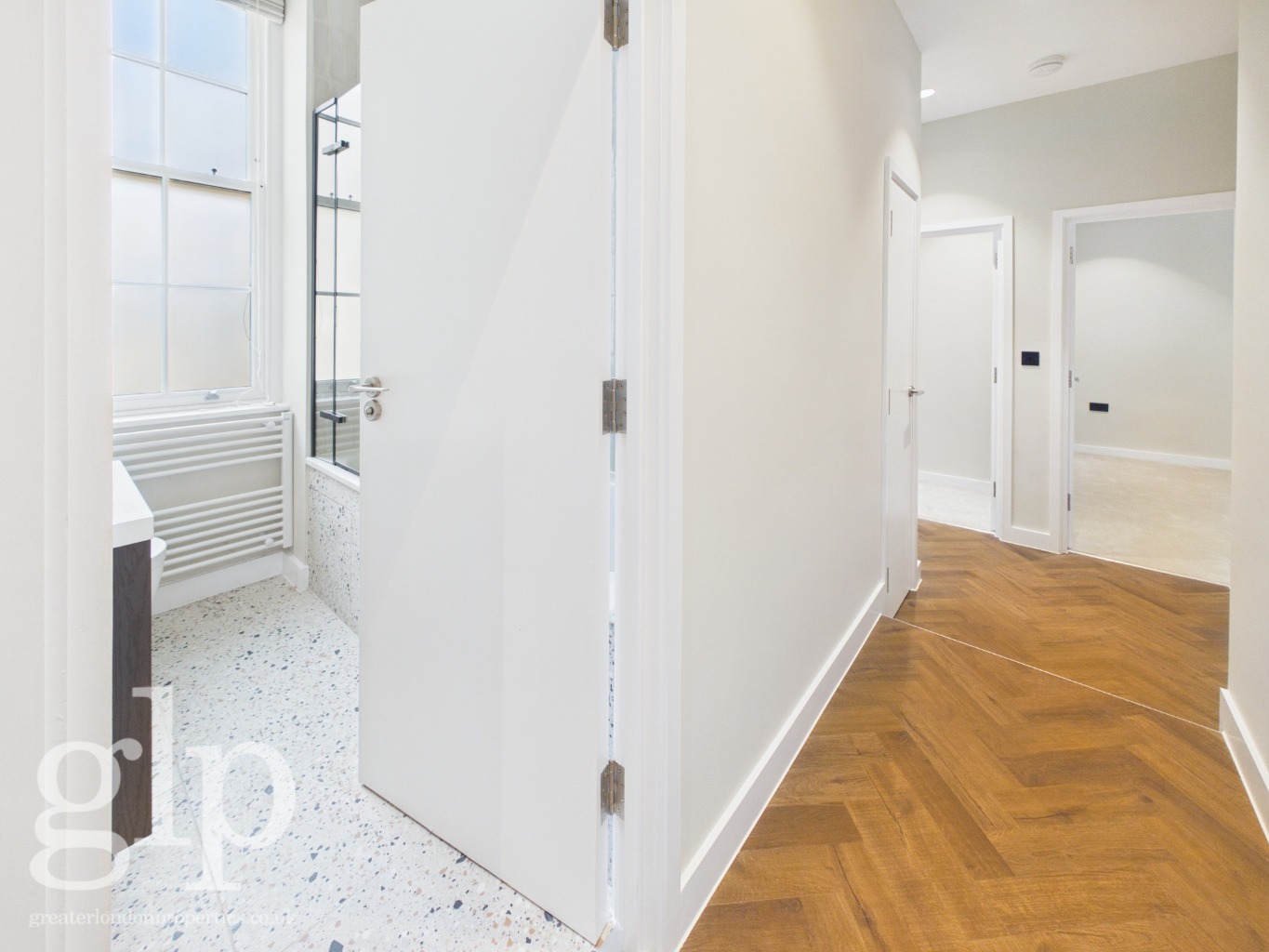 2 Bedroom Apartment, Store Street, Bloomsbury, WC1E