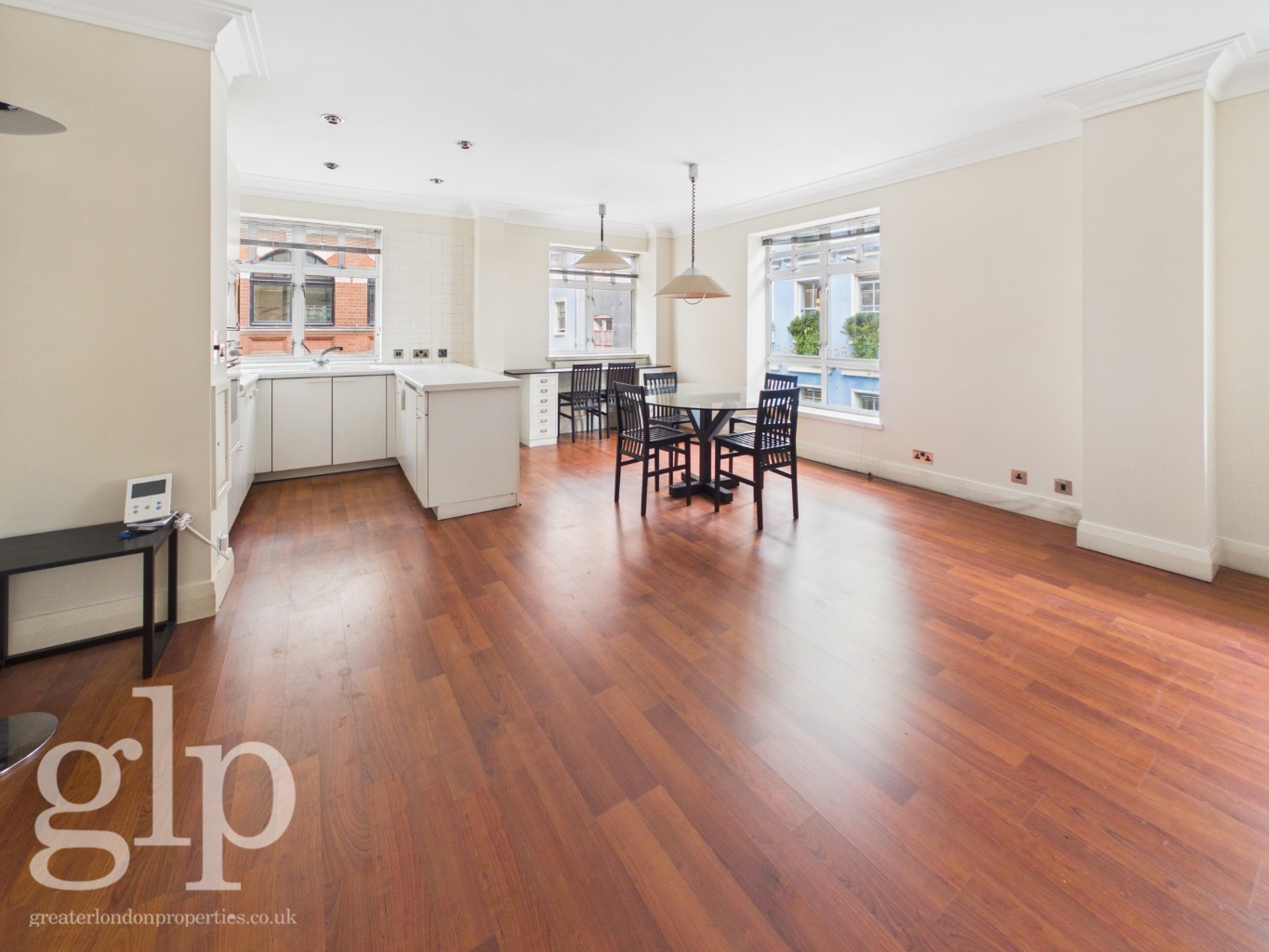 1 Bedroom Apartment, Upper John Street,  Soho, W1F
