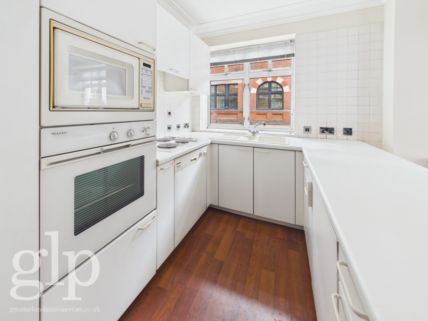 1 Bedroom Apartment, Upper John Street,  Soho, W1F