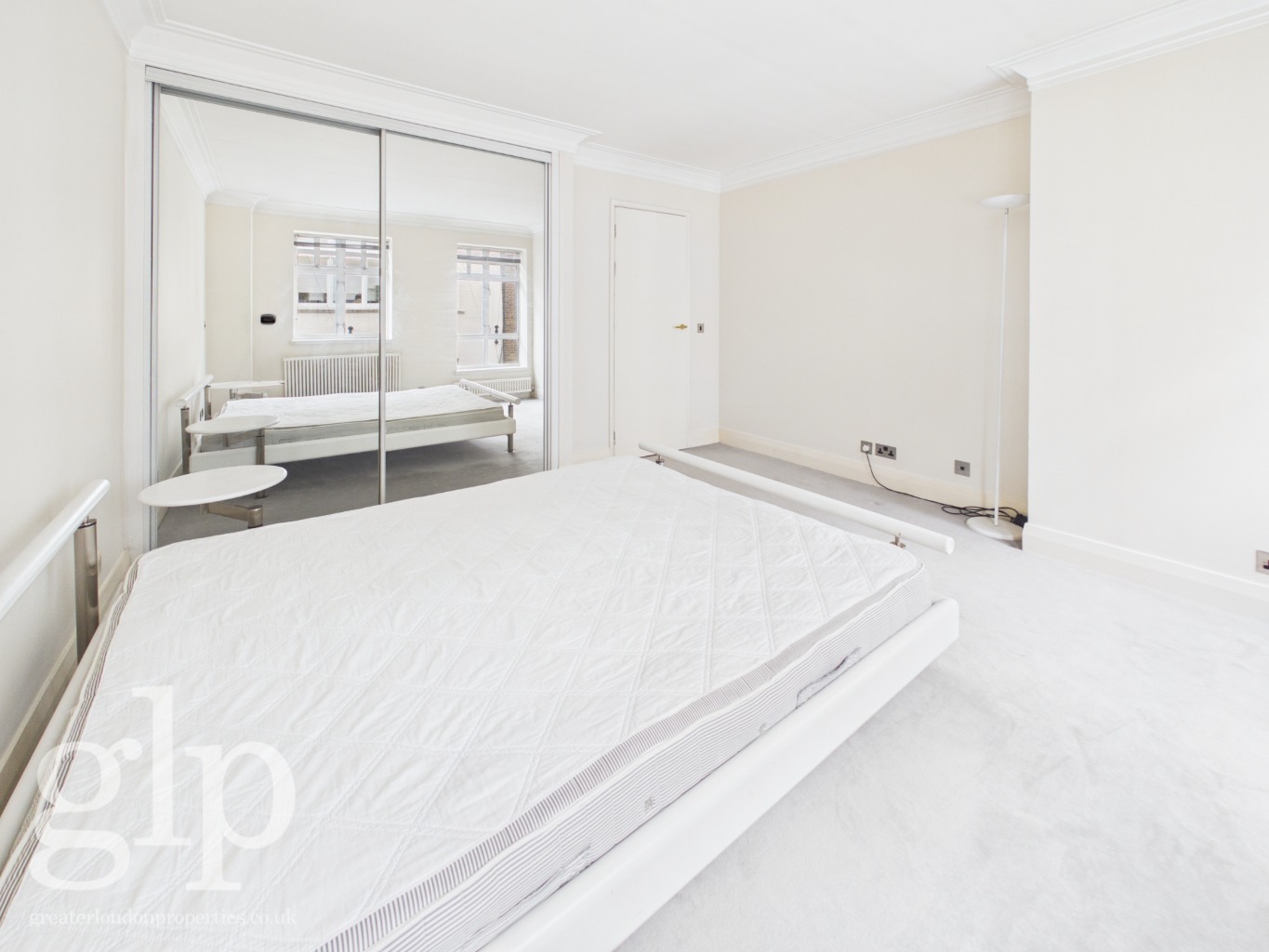 1 Bedroom Apartment, Upper John Street,  Soho, W1F