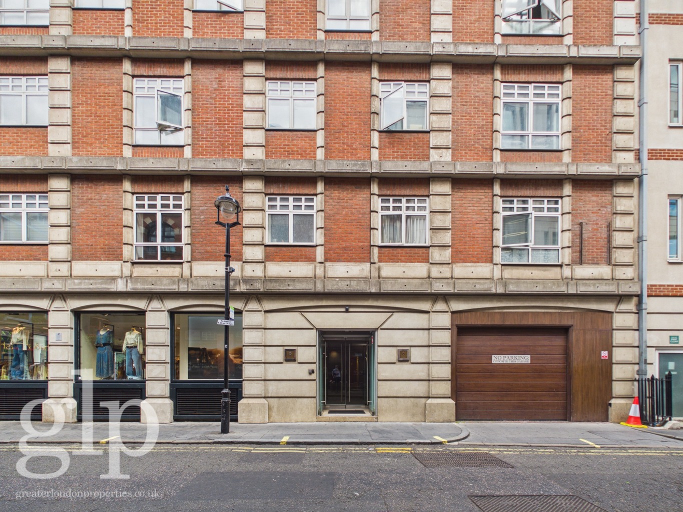 1 Bedroom Apartment, Upper John Street,  Soho, W1F