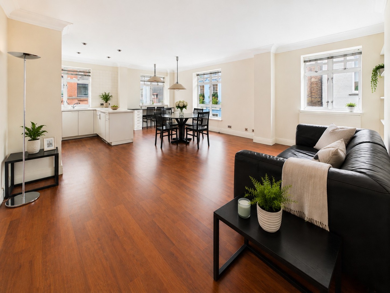1 Bedroom Apartment, Upper John Street,  Soho, W1F