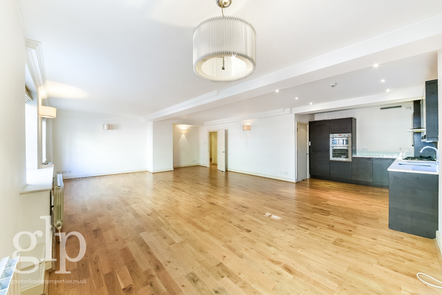 3 Bedroom Apartment, Great Queen Street, Covent Garden, WC2B