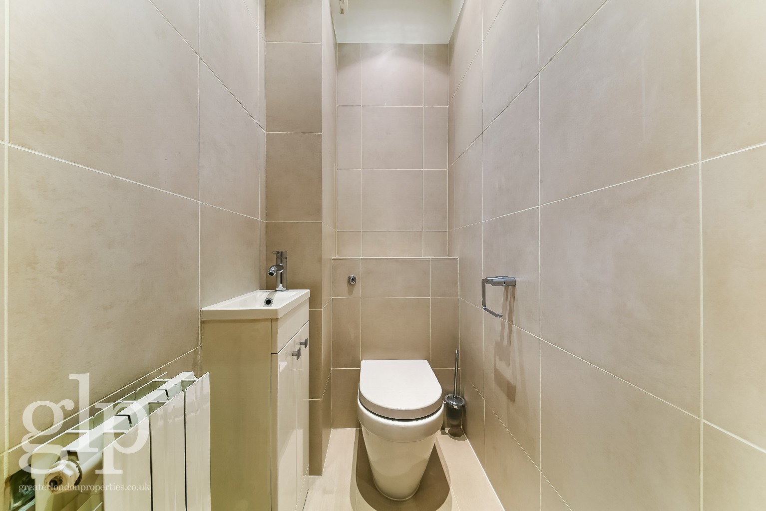 3 Bedroom Apartment, Great Queen Street, Covent Garden, WC2B