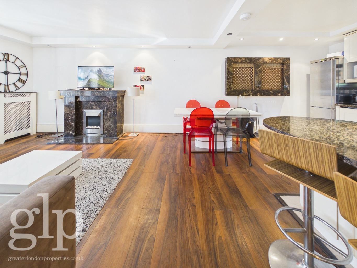 2 Bedroom Apartment, Ridgmount Street, Bloomsbury, WC1E