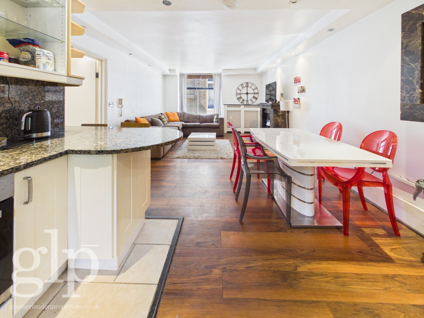 2 Bedroom Apartment, Ridgmount Street, Bloomsbury, WC1E