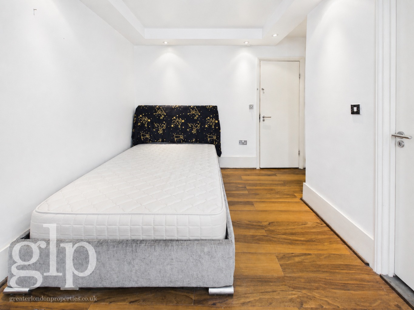 2 Bedroom Apartment, Ridgmount Street, Bloomsbury, WC1E