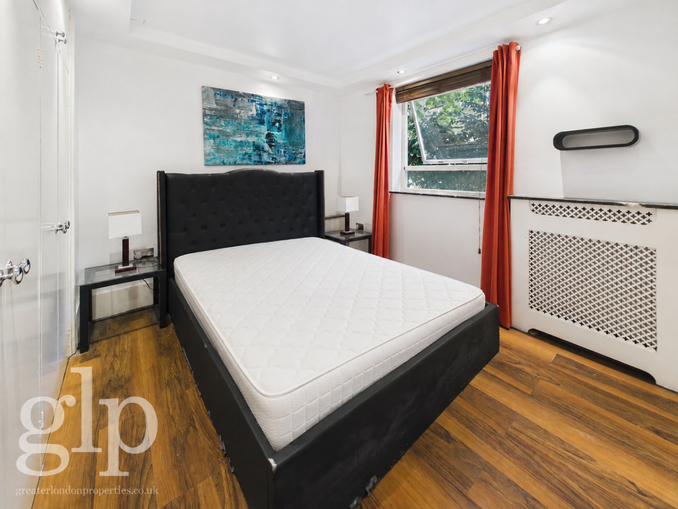 2 Bedroom Apartment, Ridgmount Street, Bloomsbury, WC1E