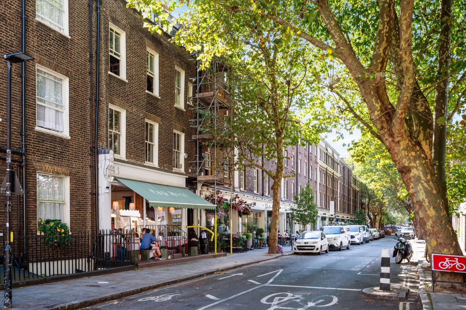 2 Bedroom Apartment, Ridgmount Street, Bloomsbury, WC1E