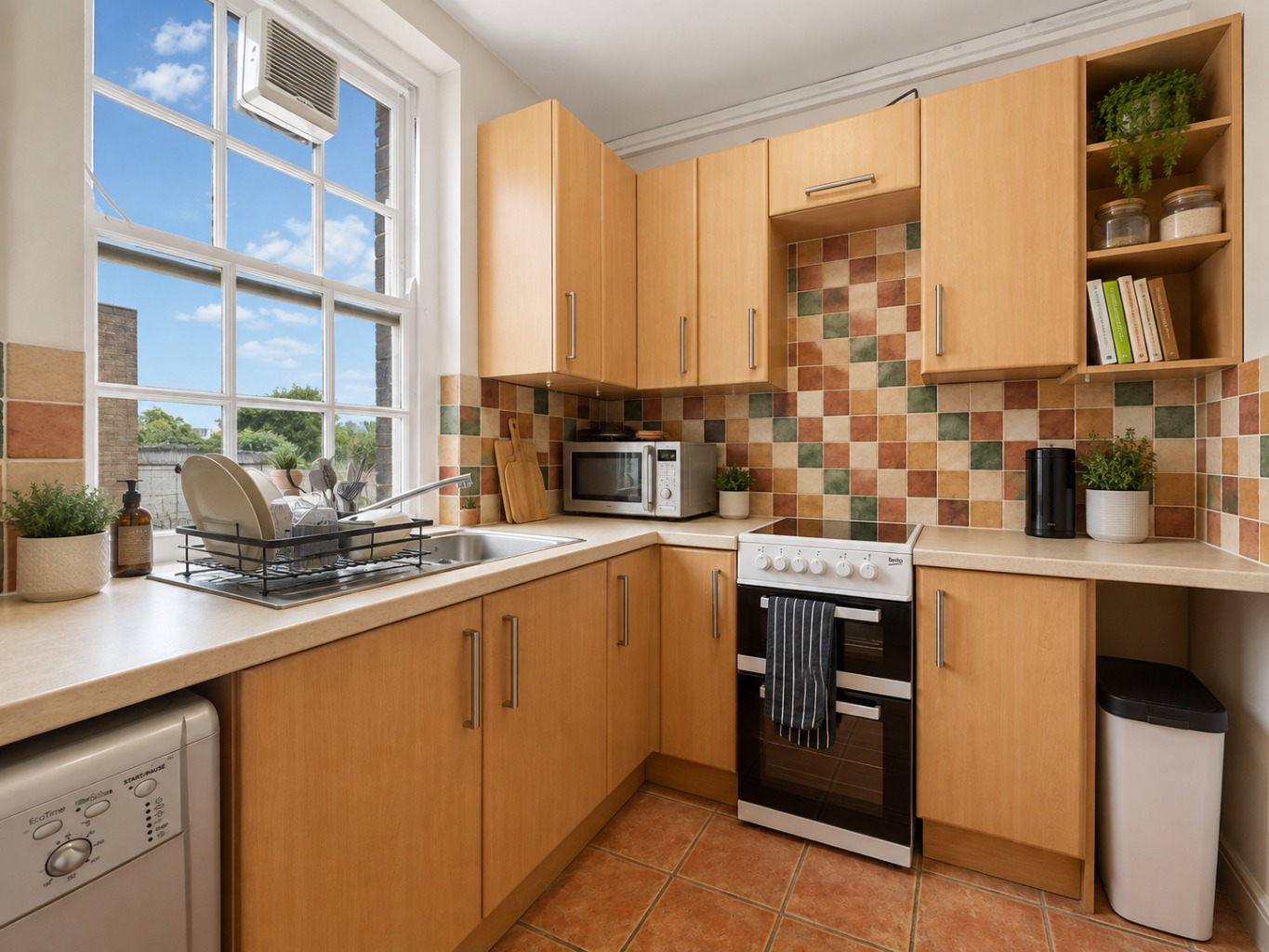 2 Bedroom Flat, Jenner House, Hunter Street, London, Greater London, WC1N