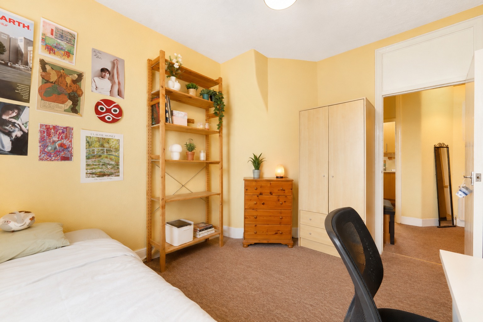 2 Bedroom Flat, Jenner House, Hunter Street, London, Greater London, WC1N